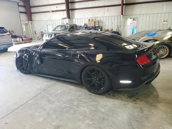 1FA6P8CF7J5159063 2018 FORD MUSTANG - Image 2