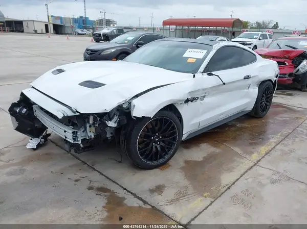 1FA6P8CF7M5112135 2021 FORD MUSTANG - Image 2
