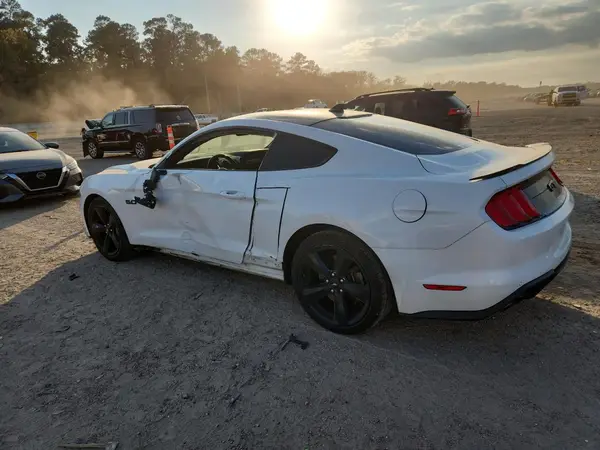 1FA6P8CF7N5111052 2022 FORD MUSTANG - Image 2