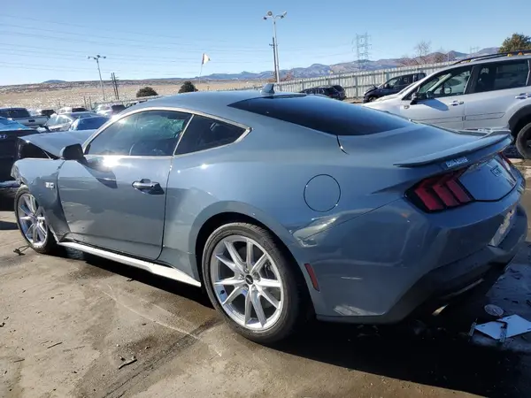 1FA6P8CF7R5411826 2024 FORD MUSTANG - Image 2