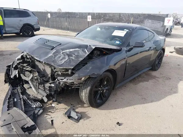 1FA6P8CF7R5426147 2024 FORD MUSTANG - Image 2