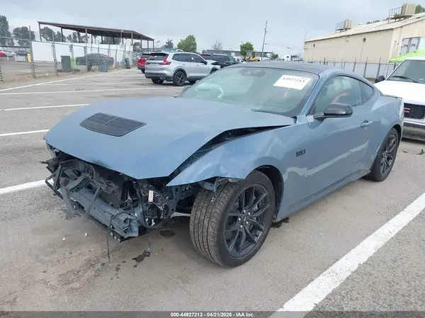 1FA6P8CF7T5400915 2026 FORD MUSTANG - Image 2
