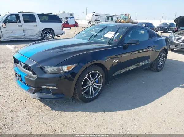 1FA6P8CF8H5203226 2017 FORD MUSTANG - Image 2
