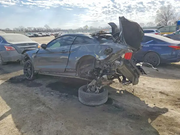 1FA6P8CF8H5210015 2017 FORD MUSTANG - Image 2