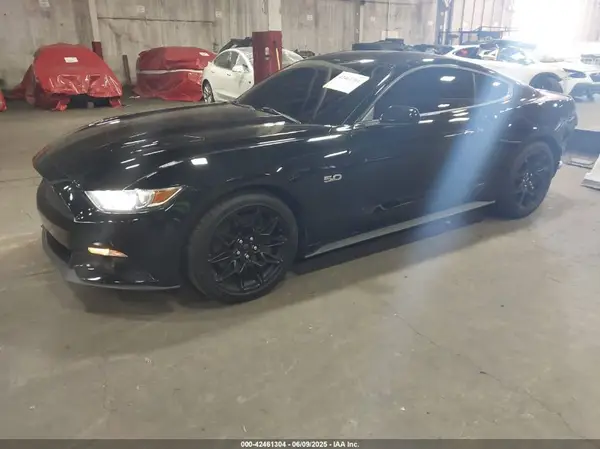 1FA6P8CF8H5211150 2017 FORD MUSTANG - Image 2