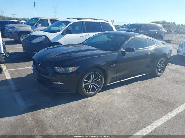 1FA6P8CF8H5237618 2017 FORD MUSTANG - Image 2