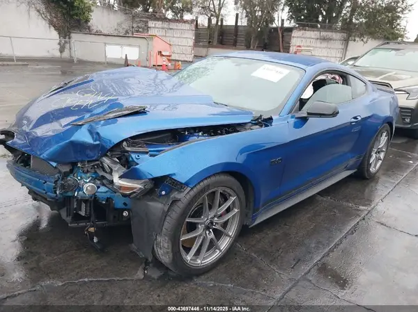 1FA6P8CF8H5252720 2017 FORD MUSTANG - Image 2