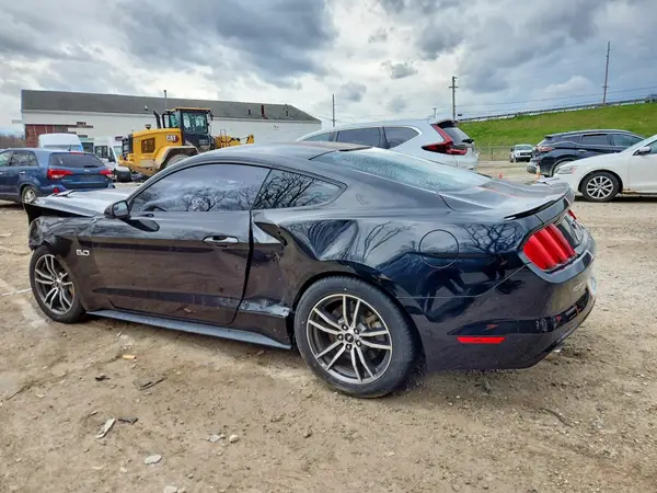 1FA6P8CF8H5256718 2017 FORD MUSTANG - Image 2