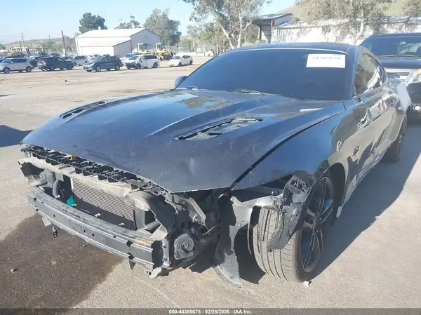 1FA6P8CF8H5319655 2017 FORD MUSTANG - Image 2
