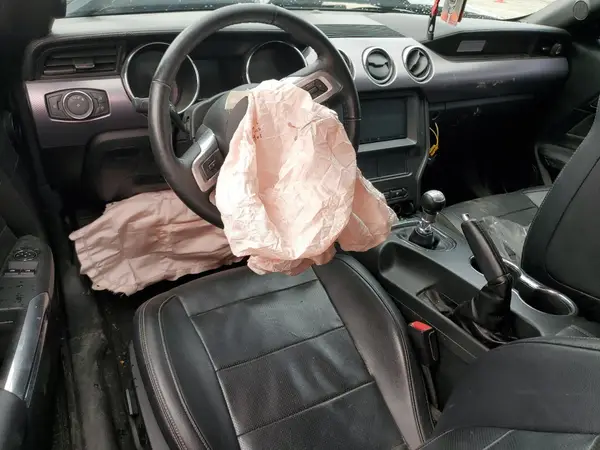 1FA6P8CF8H5358570 2017 FORD MUSTANG - Image 8
