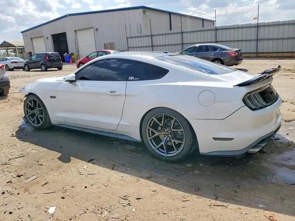 1FA6P8CF8J5105951 2018 FORD MUSTANG - Image 2