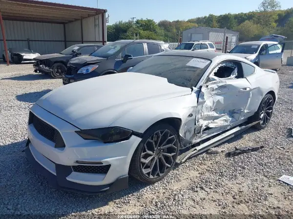 1FA6P8CF8J5175157 2018 FORD MUSTANG - Image 2