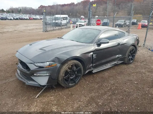1FA6P8CF8K5129880 2019 FORD MUSTANG - Image 2