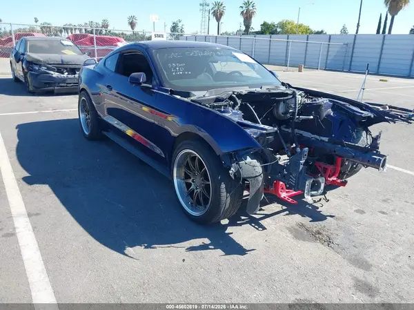 1FA6P8CF8K5138224 2019 FORD MUSTANG - Image 1