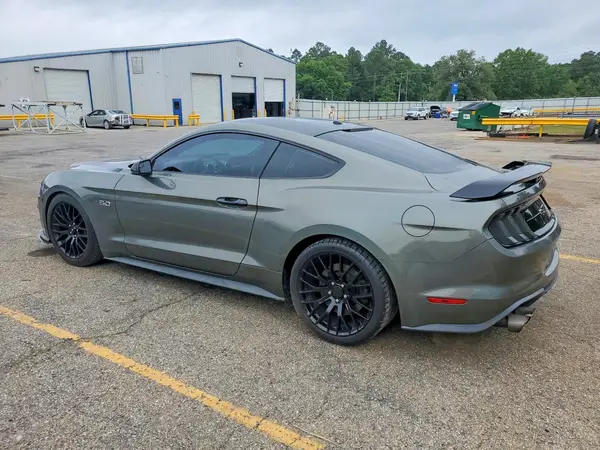 1FA6P8CF8K5191585 2019 FORD MUSTANG - Image 2
