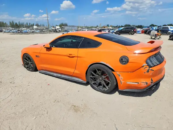 1FA6P8CF8L5161360 2020 FORD MUSTANG - Image 2