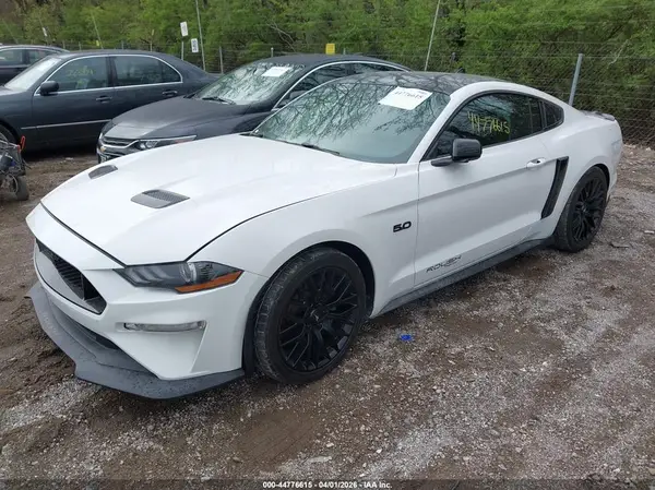 1FA6P8CF8M5110894 2021 FORD MUSTANG - Image 2