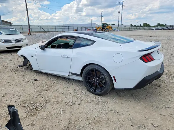1FA6P8CF8S5401294 2025 FORD MUSTANG - Image 2
