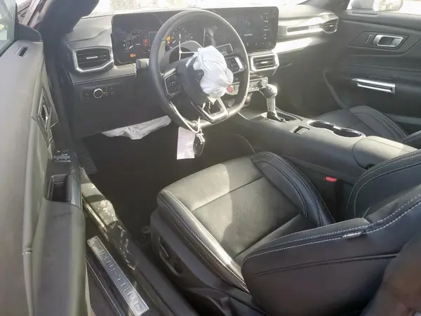 1FA6P8CF8S5405023 2025 FORD MUSTANG - Image 8