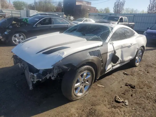 1FA6P8CF9H5207740 2017 FORD MUSTANG - Image 1