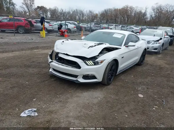 1FA6P8CF9H5230564 2017 FORD MUSTANG - Image 2