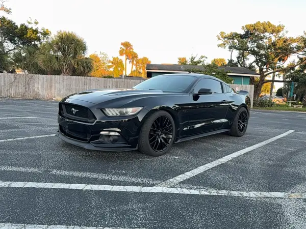 1FA6P8CF9H5263838 2017 FORD MUSTANG - Image 2
