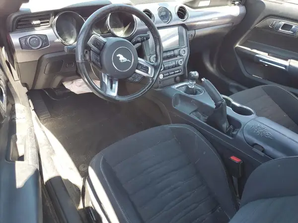 1FA6P8CF9H5266013 2017 FORD MUSTANG - Image 8