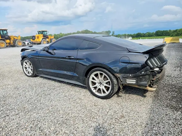 1FA6P8CF9H5319468 2017 FORD MUSTANG - Image 2