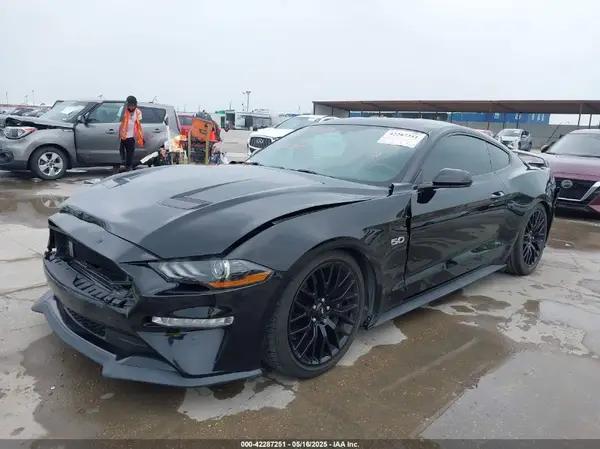 1FA6P8CF9J5113704 2018 FORD MUSTANG - Image 2