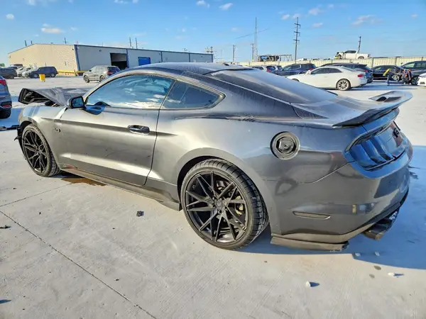 1FA6P8CF9K5138099 2019 FORD MUSTANG - Image 2