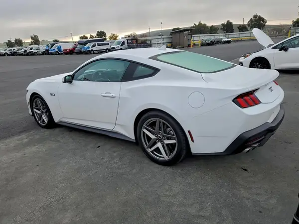 1FA6P8CF9R5417918 2024 FORD MUSTANG - Image 2