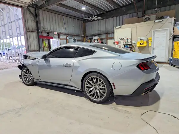 1FA6P8CF9R5431401 2024 FORD MUSTANG - Image 2