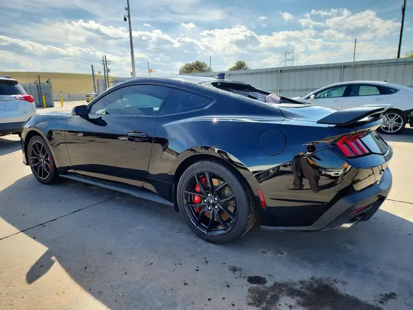 1FA6P8CF9S5403443 2025 FORD MUSTANG - Image 2