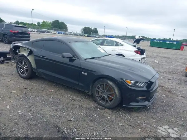 1FA6P8CFXH5270068 2017 FORD MUSTANG - Image 1