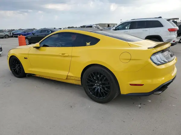1FA6P8CFXJ5103957 2018 FORD MUSTANG - Image 2