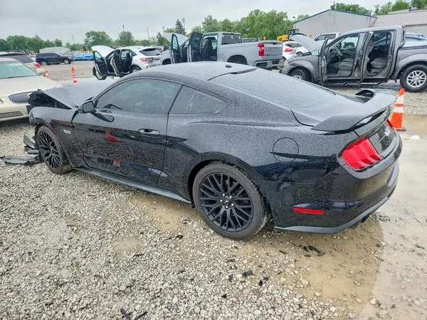1FA6P8CFXK5195797 2019 FORD MUSTANG - Image 2