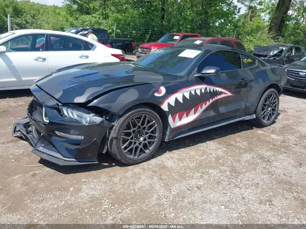 1FA6P8CFXL5175681 2020 FORD MUSTANG - Image 2