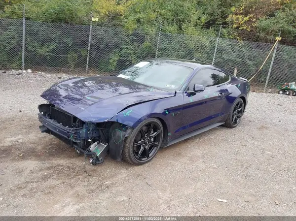 1FA6P8CFXL5175812 2020 FORD MUSTANG - Image 2