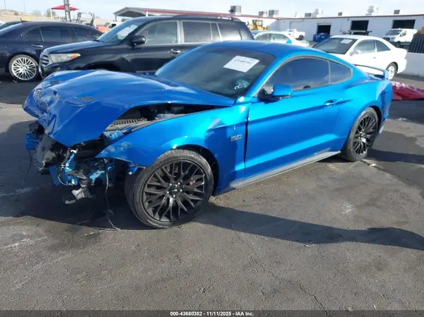 1FA6P8CFXL5176930 2020 FORD MUSTANG - Image 2