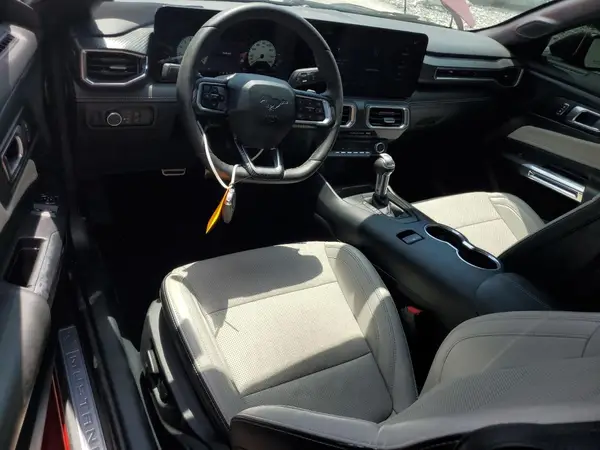 1FA6P8CFXR5417720 2024 FORD MUSTANG - Image 8