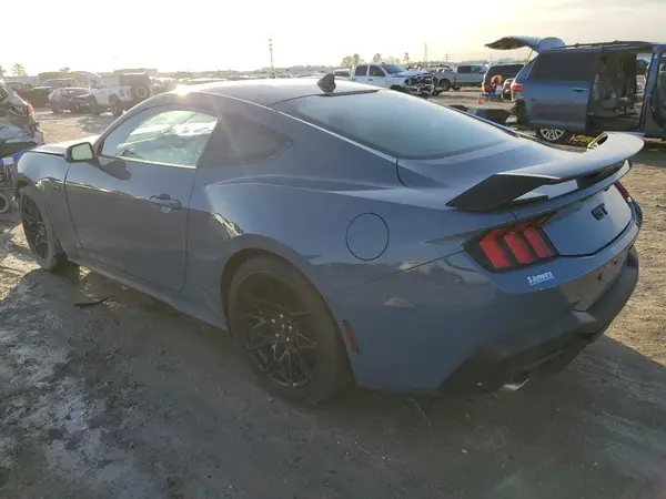 1FA6P8CFXR5420858 2024 FORD MUSTANG - Image 2