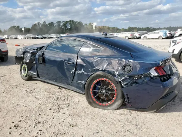 1FA6P8R01R5502075 2024 FORD MUSTANG - Image 2