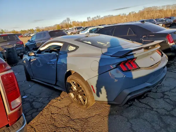1FA6P8R02R5505261 2024 FORD MUSTANG - Image 2