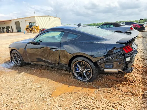 1FA6P8R02S5499726 2025 FORD MUSTANG - Image 2
