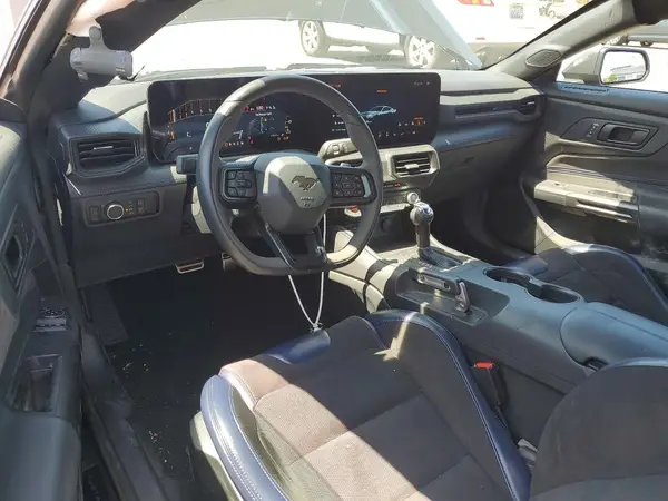 1FA6P8R03S5500107 2025 FORD MUSTANG - Image 8