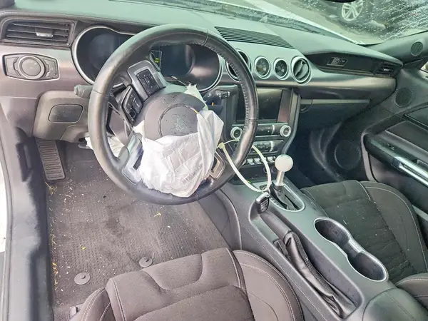 1FA6P8R04M5555765 2021 FORD MUSTANG - Image 8