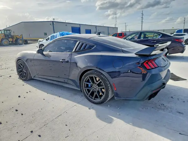 1FA6P8R06R5505943 2024 FORD MUSTANG - Image 2