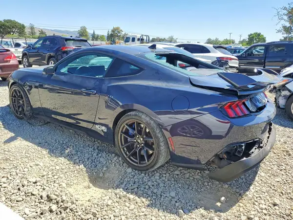1FA6P8R07R5501075 2024 FORD MUSTANG - Image 2