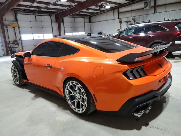 1FA6P8R07R5501092 2024 FORD MUSTANG - Image 2