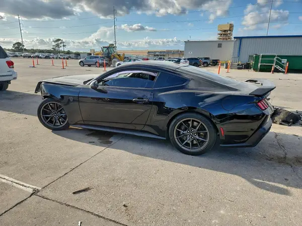1FA6P8R08R5503563 2024 FORD MUSTANG - Image 2